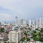 Beacon Executive Suites By S&F #Infinitypool #Skygym