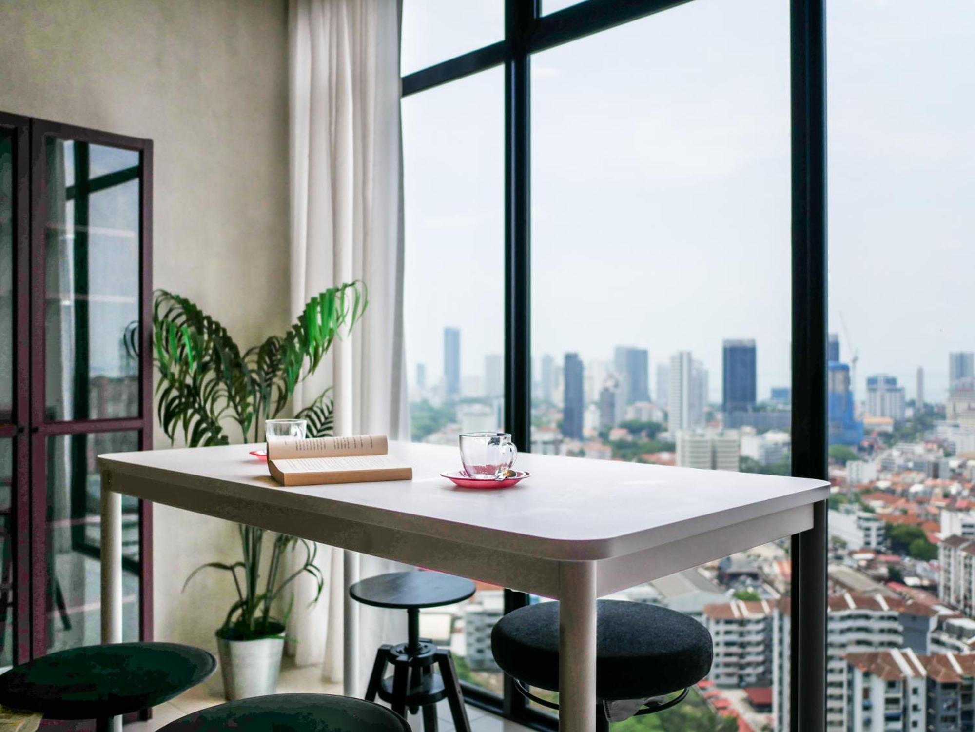 Apartment Beacon Executive By S&f #infinitypool #skygym George Town