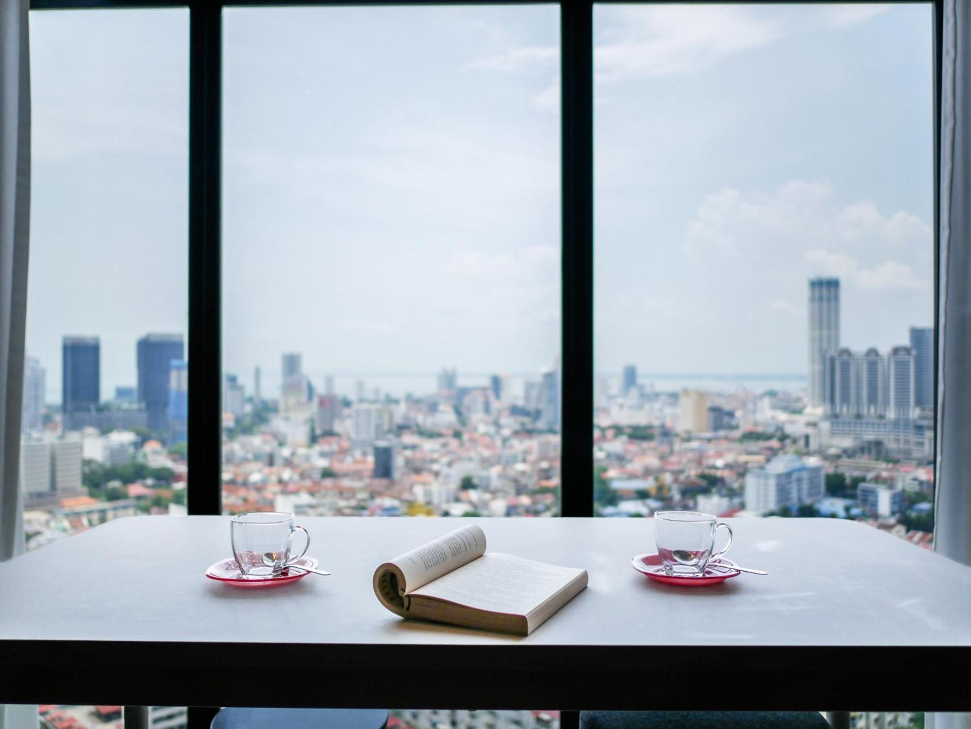 Beacon Executive By S&f #infinitypool #skygym Apartment *